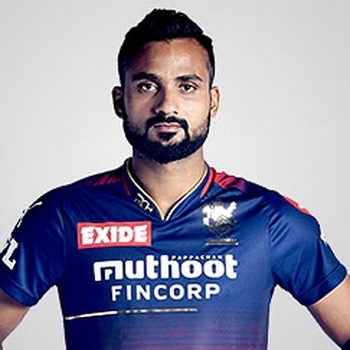 Akash Deep Biography